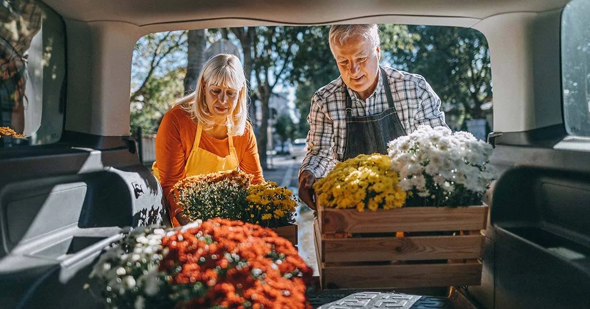 Buying a car for your business: 11 tips for a good small business investment