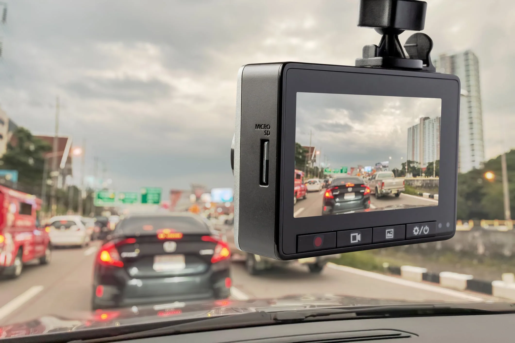 How to choose the right dash cam