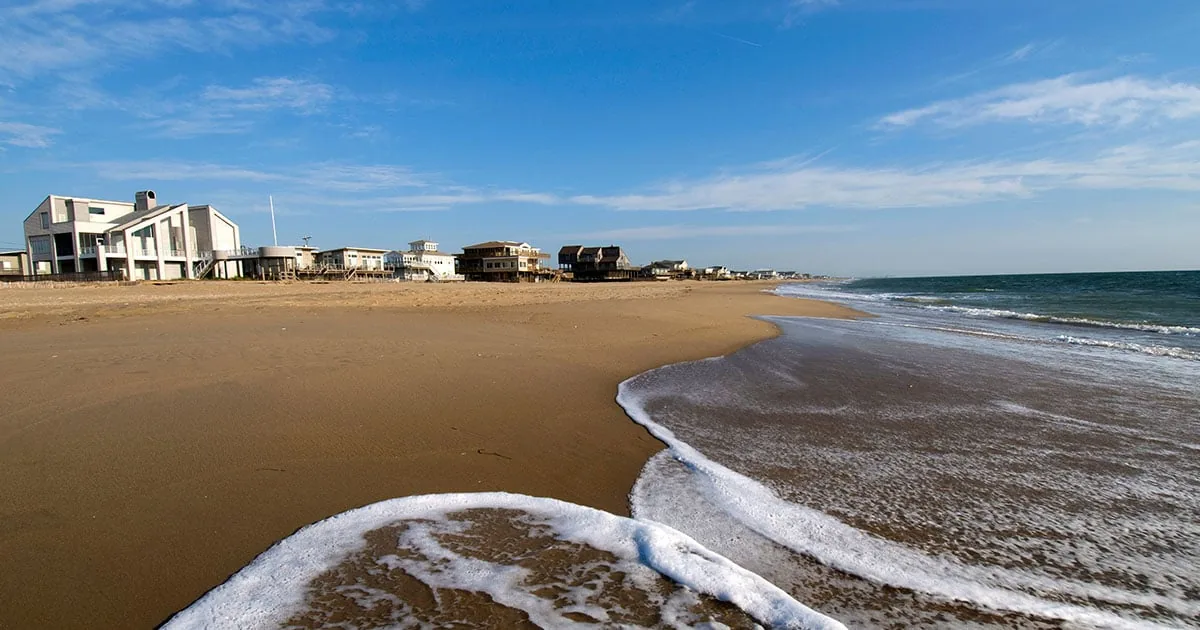 Effects of coastal erosion: A future view of at-risk housing markets